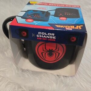 Marvel Spider-Man Miles Morales Color Change Mug Zak Designs 15oz SMCG-1590 New